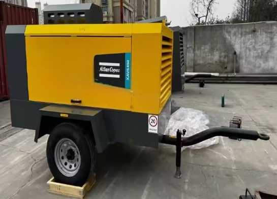 Cummins-betriebener tragbarer Kompressor XAVS450: Die perfekte Kombination aus Mobilität und Leistung